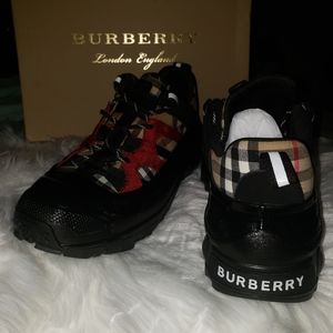 Burberry Sneakers
